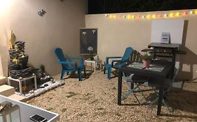Esprit Zen En Provence Studio Spa Privatif